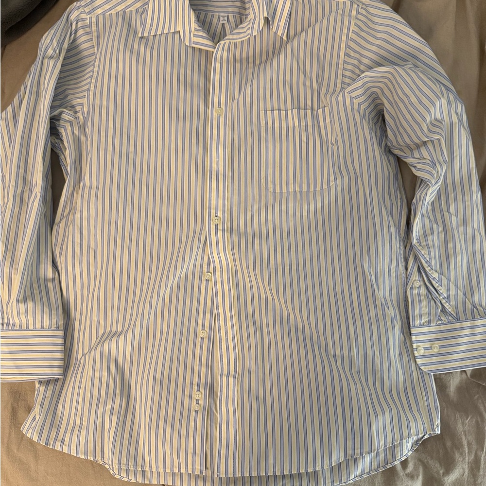 IZOD Men’s Dress Shirt.  Men’s Regular Fit 16  32/33.